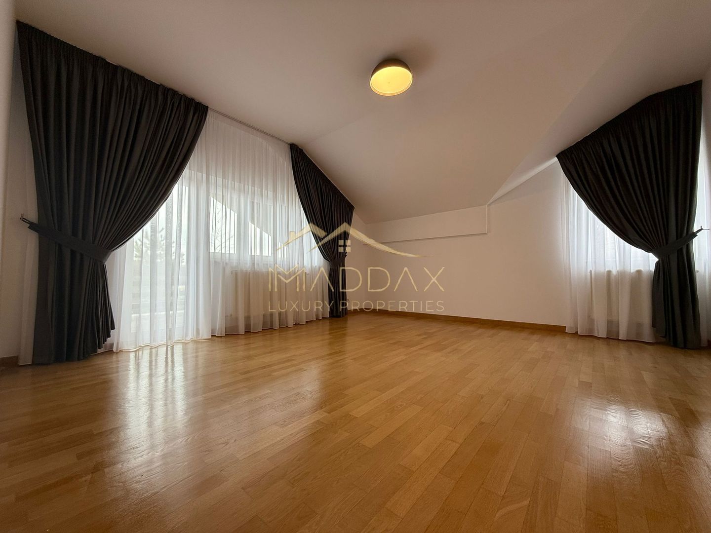 Vila moderna Corbeanca-spatiu, confort si intimitate - Poză 28
