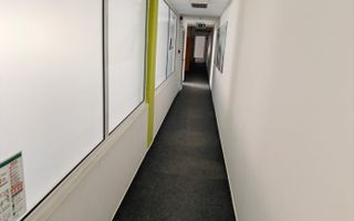 Spatii birouri/servicii - Poză 44