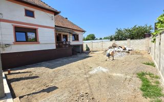 Casă semifinisată, 4 camere, 350 mp teren, la asfalt, zona Centru - Poză 2