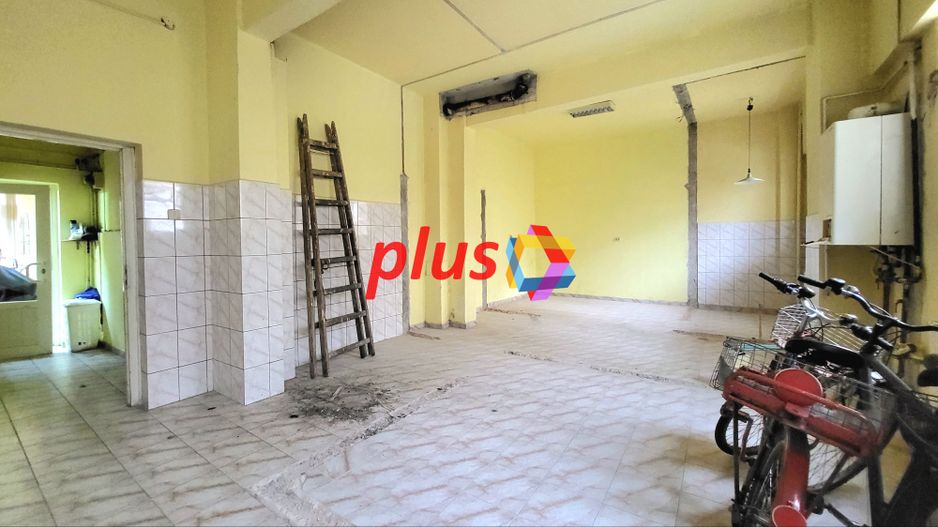 Spatiu comercial de închiriat Brasov - 80 mp cu vad comercial - Poză 5