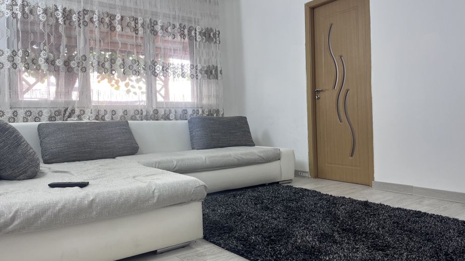 Oportunitate! Vânzare apartament cu 2 camere în Târgoviște- micro 11! - Poză 3