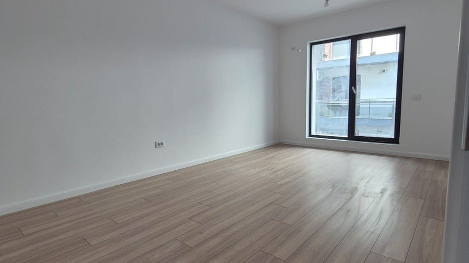 2 Camere_Iris Mall_Acte Gata_Finaisaje la Alegere_Comision 0! - Poză 3