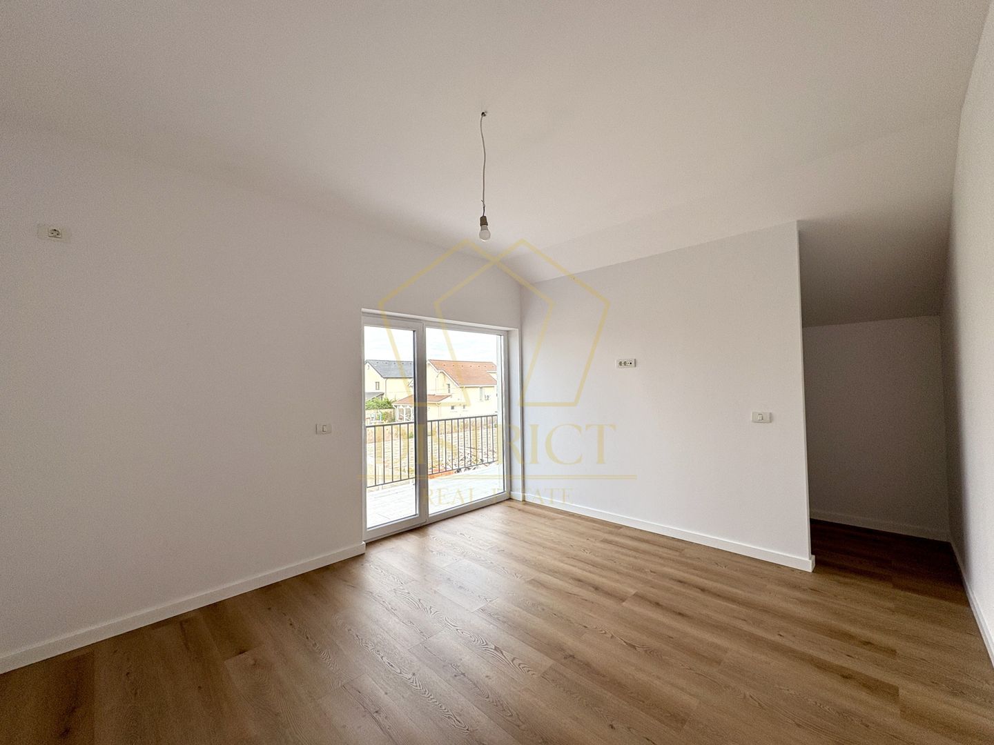 Duplex modern cu 4 camere si dressing | Mosnita Noua | ESO Petrol - Poză 5