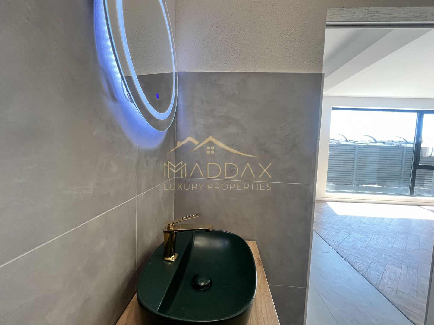 Vilă **6 camere  **451mp // Zona Iancu Nicolae - Poză 67