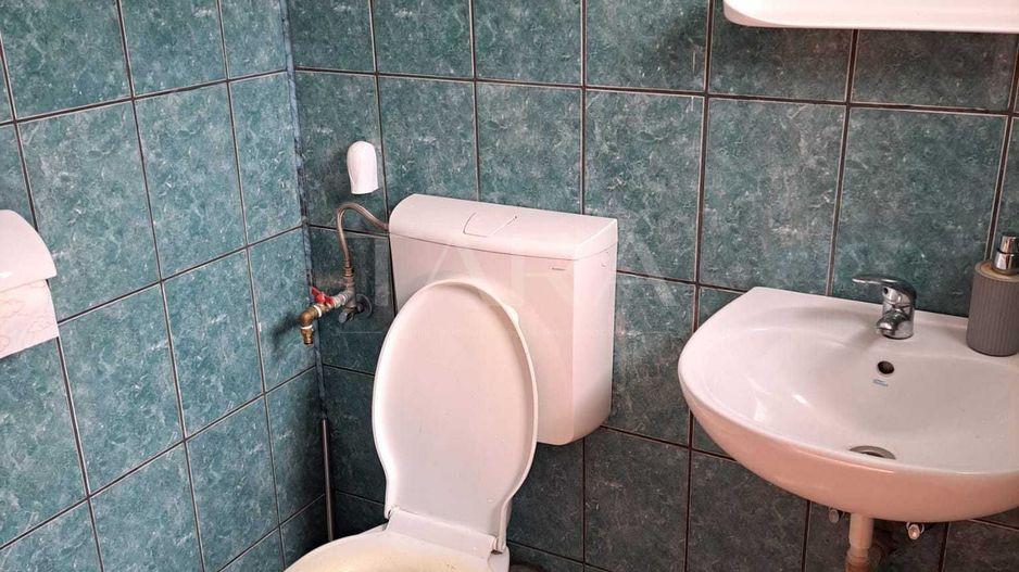 Casă înșiruită tip triplex – zonă liniștită. - Poză 5