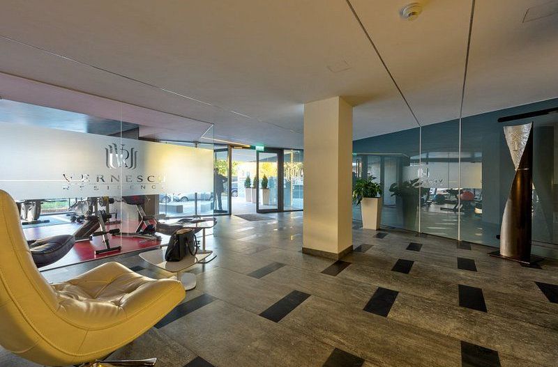 Studio in Vernescu Residence, nou, mobilat si utilat, parcare subterana - Poză 8