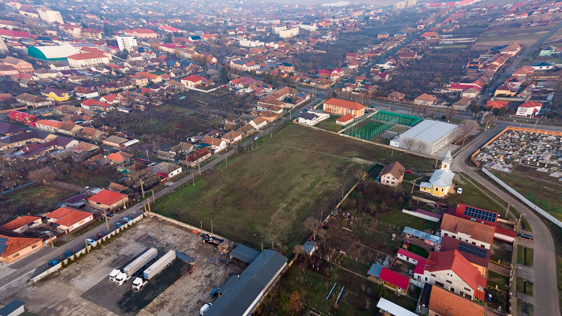 Teren intravilan Premium în Chișineu Criș - Poză 2
