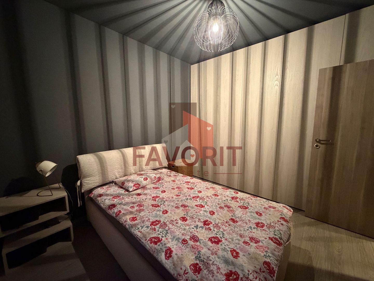 Bloc nou. Mobilat si utilat. Zona Aradului - Poză 5