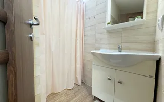 Apartament spatios, mobilat utilat, parcare, comision 0 - Poză 12