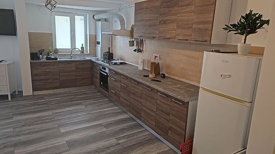 AP. 2 CAMERE MAIOR BACILA, CENTRALA PROPRIE,BUCATARIE INCHISA,MODERN - Poză 7