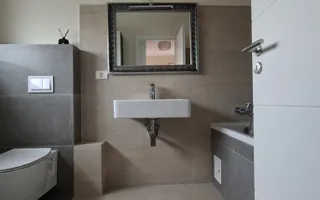 Casa la prima inchiriere cu 3 camere - Poză 11