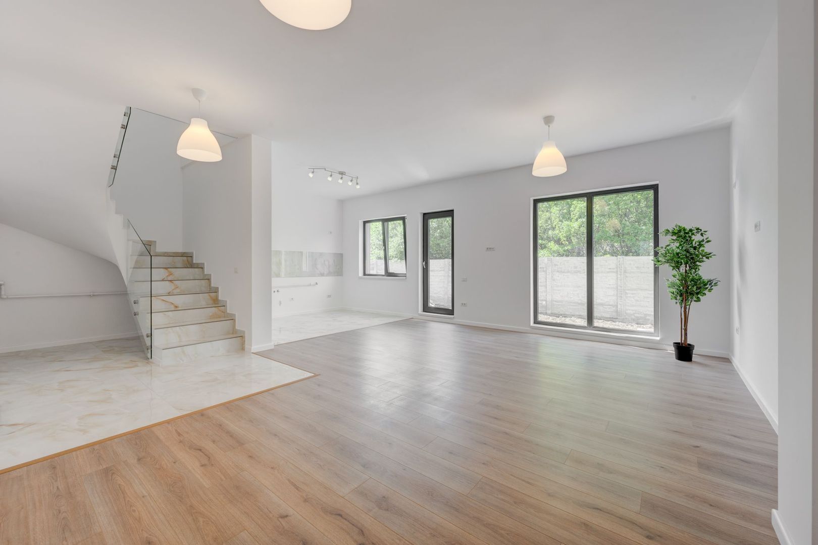 Case Insiruite  in Drumul Taberei ! Compartimentare Reușită ! - Poză 1