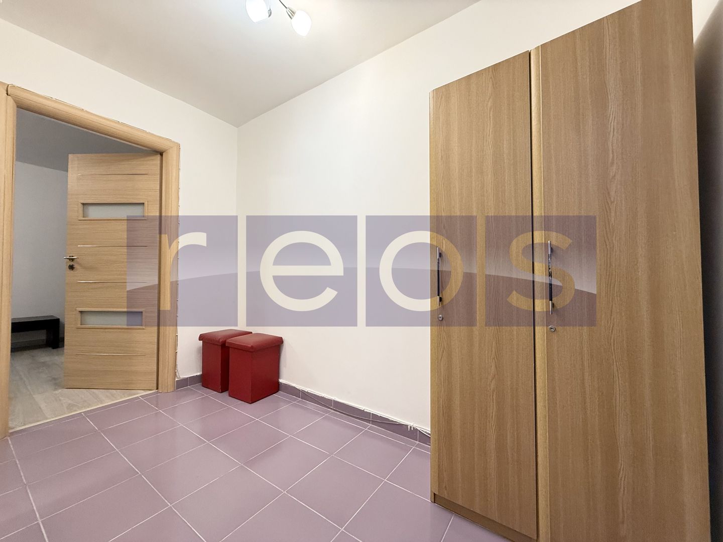 VÂNZARE GARSONIERĂ | ZONA TITAN | COMPLET MOBILAT ȘI UTILAT - Poză 12