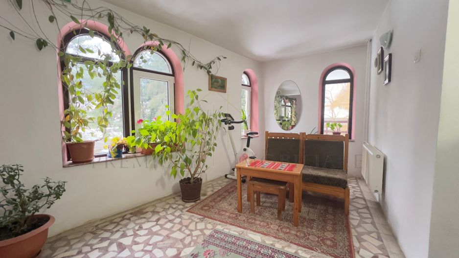 Hotel / Pensiune de vânzare în Central, Slanic-Moldova - Poză 16