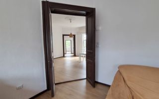 APARTAMENT SUPERB ZONA KOGALNICEANU - Poză 6