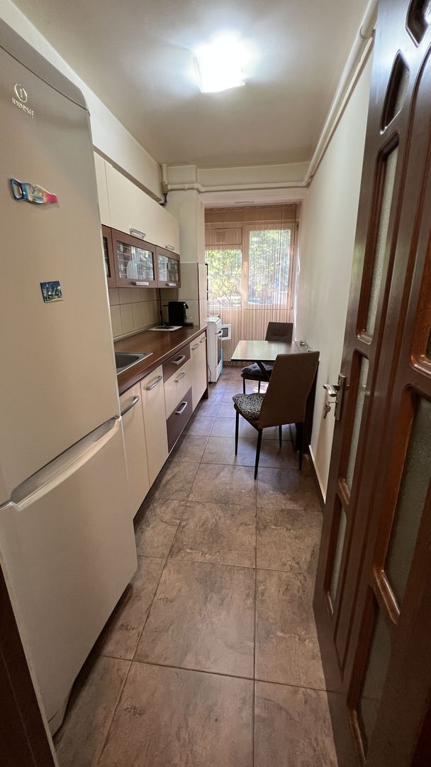 Apartament confortabil in zona Constructorilor, Crangasi - Poză 5