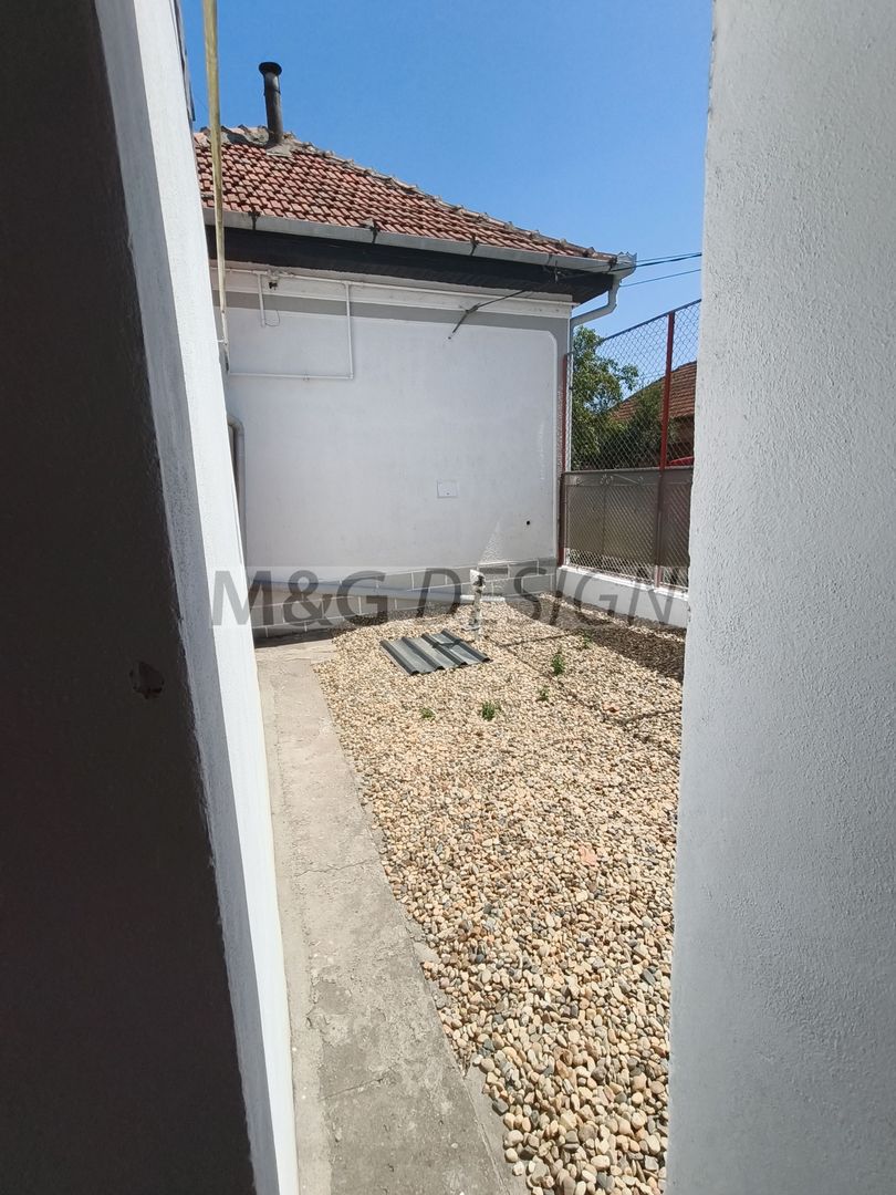 Casuta Aleea Ghirodei pe parter cu centrala - Poză 19