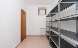 Chirie, casă, 7 camere, str. Galbena, Centru - Poză 10