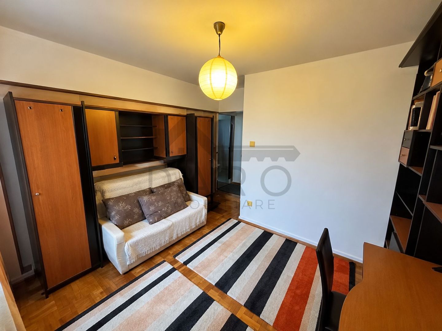 3 camere în Tg. Mureș care arată ca în poze - Poză 5