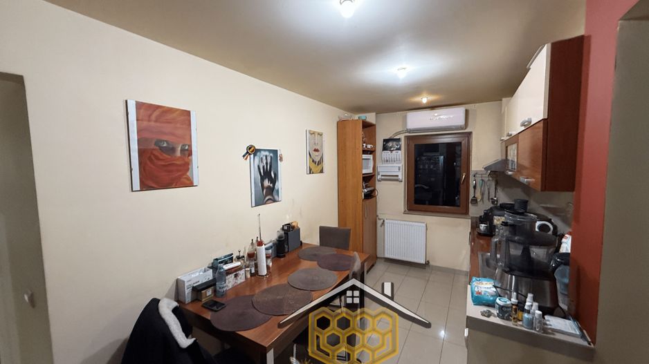 Apartament decomandat 3 camere, 2 balcoane, zona Calea București - Poză 5