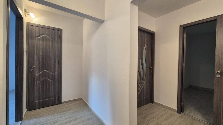 Exclusivitate - Imobil la cheie, ideal birouri sau locuință, la prima închiriere - Poză 6