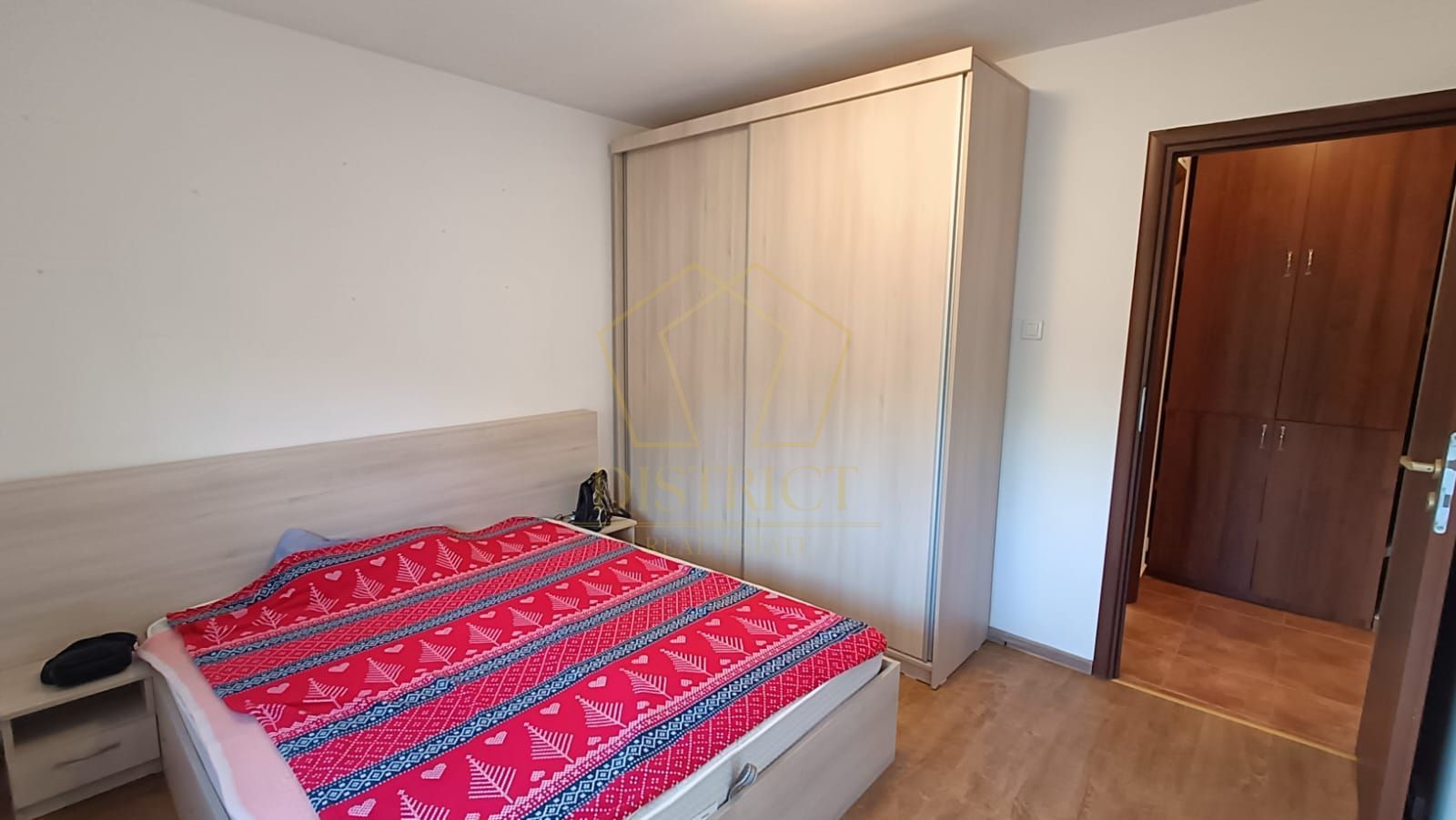 Apartament de 3 Camere | Decomandat | Zona Soarelui - Poză 8