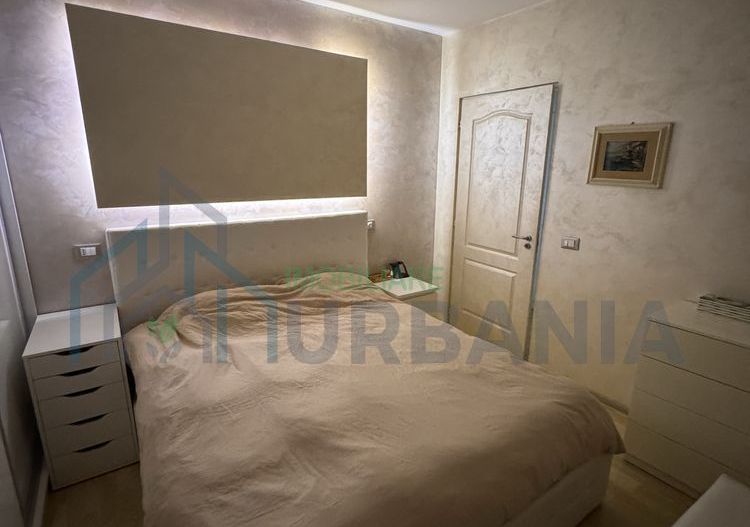 Camera libera in apartament cu 3 camere - PODU ROS - Poză 1