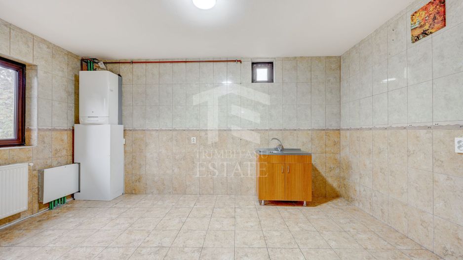 Casa Timpuri Noi 2010 P+1+M 220M - Poză 10