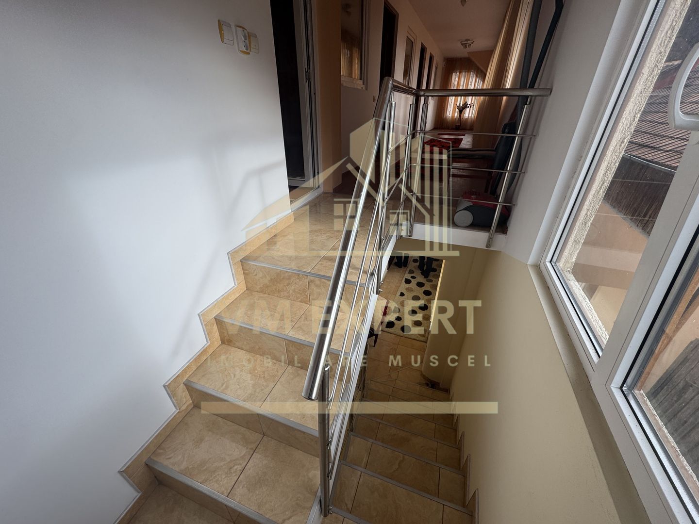 VILA 5 CAMERE, TEREN 600 MP, RUCAR - Poză 12