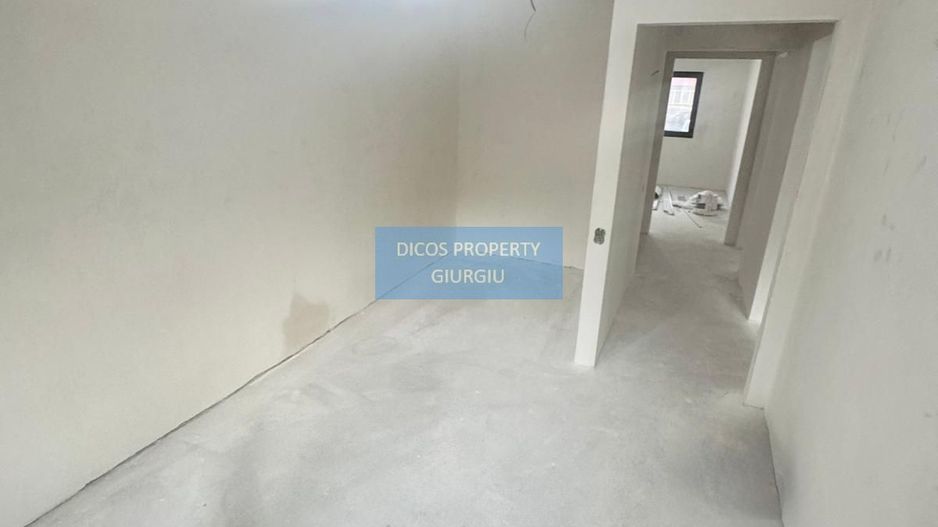 Apartament 4 camere de vânzare – Bd. București - Poză 3