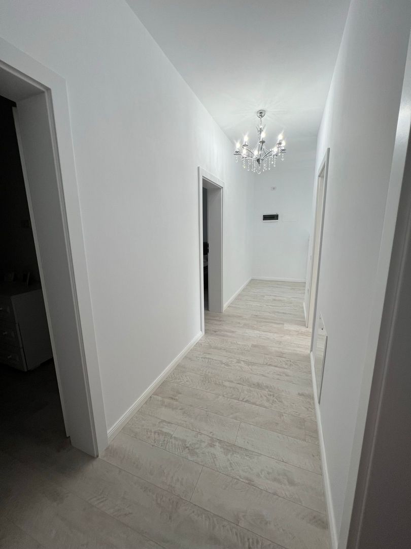 Vilă de Lux I Design contemporan si curte 360 mp I Dumbravita - Poză 7