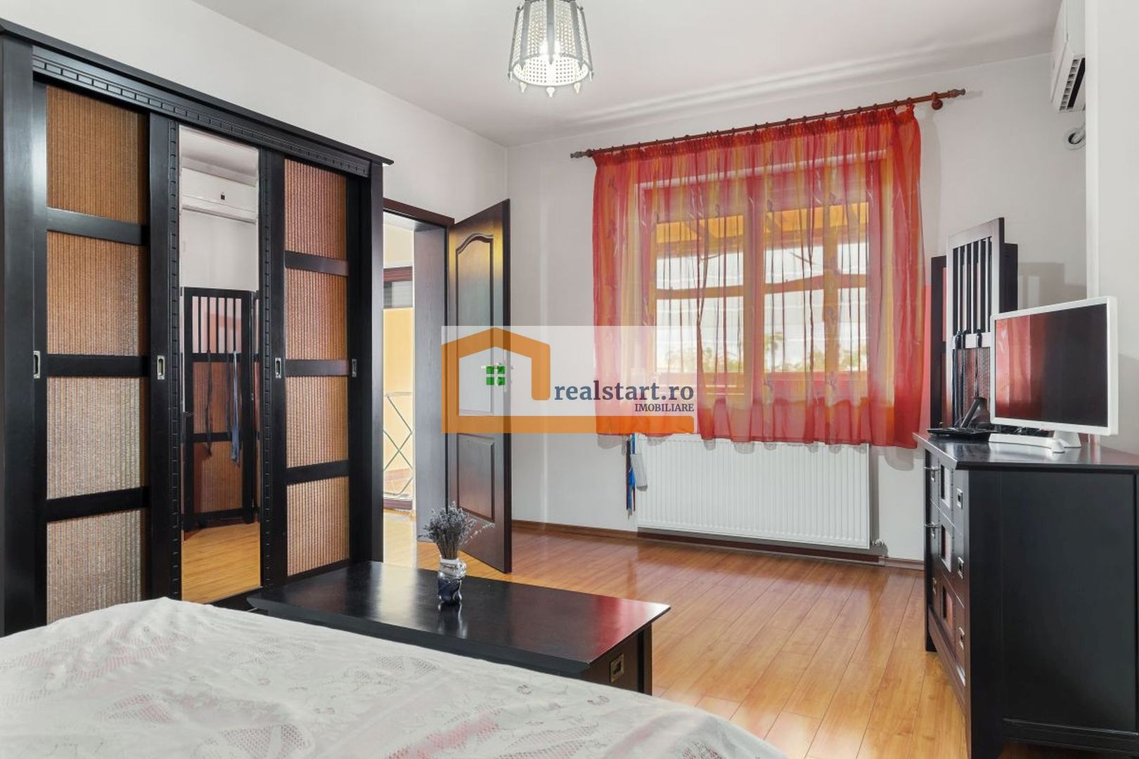 Vanzare Duplex, ideal investitie, piscina exterioara, trifazic - Poză 24