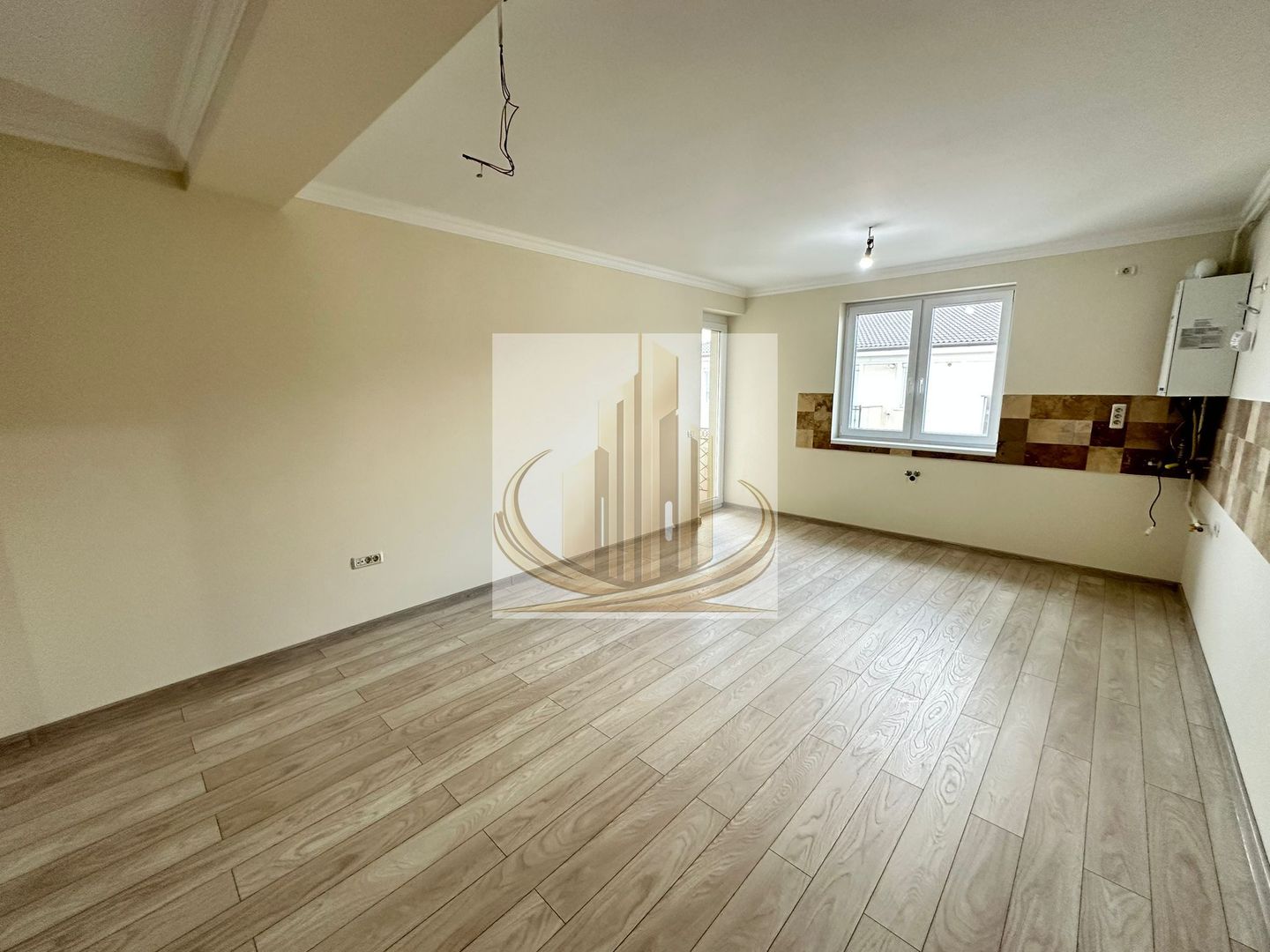 2 Cam, 2 dressing-uri, Finisaje Premium | Giroc– Hotel IQ | Investitie - Poză 3