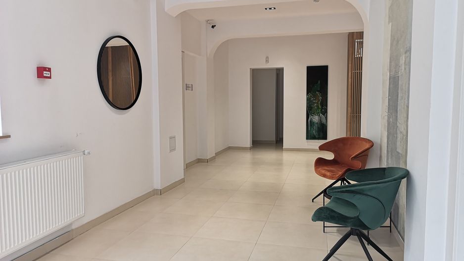 Zero comision, 33mp birou de mici dimensiuni, Victoriei, 8' metrou - Poză 3
