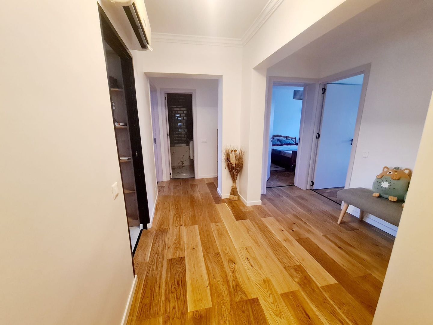 Apartament 4 camere de inchiriat - Zona Centrala - Poză 3