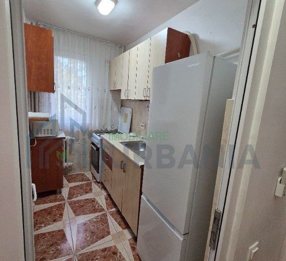 Apartament decomandat cu 2 camere de închiriat în Podul Roș, Iași - Poză 6