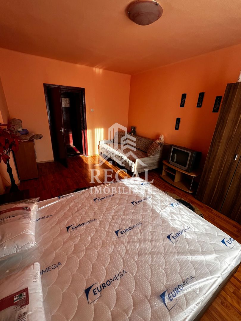Apartament 2 camere de închiriat – Zona OM, 55 mp, etaj 3/4 - Poză 4