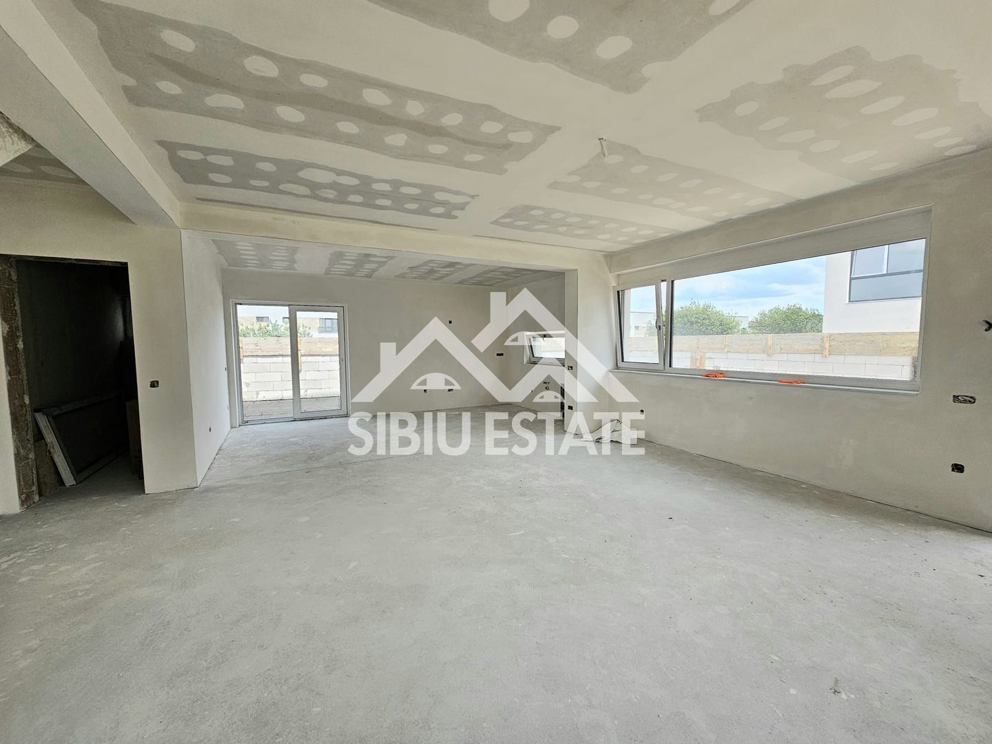 Casa Selimbar, Sibiu 3 dormitoare, 3 bai, terasa - Poză 21