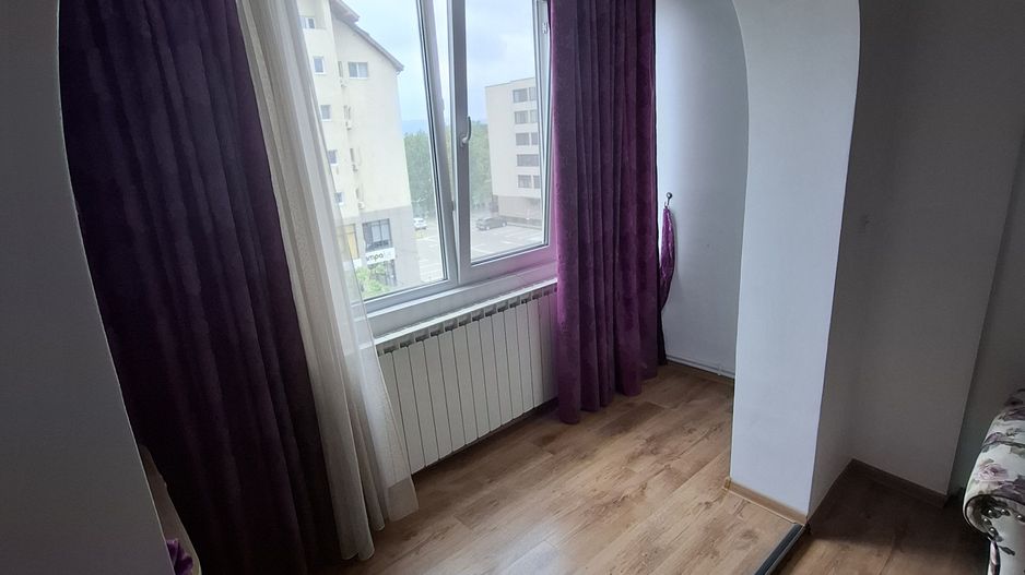 Apartament 3 camere decomandat insula de agrement - Poză 6