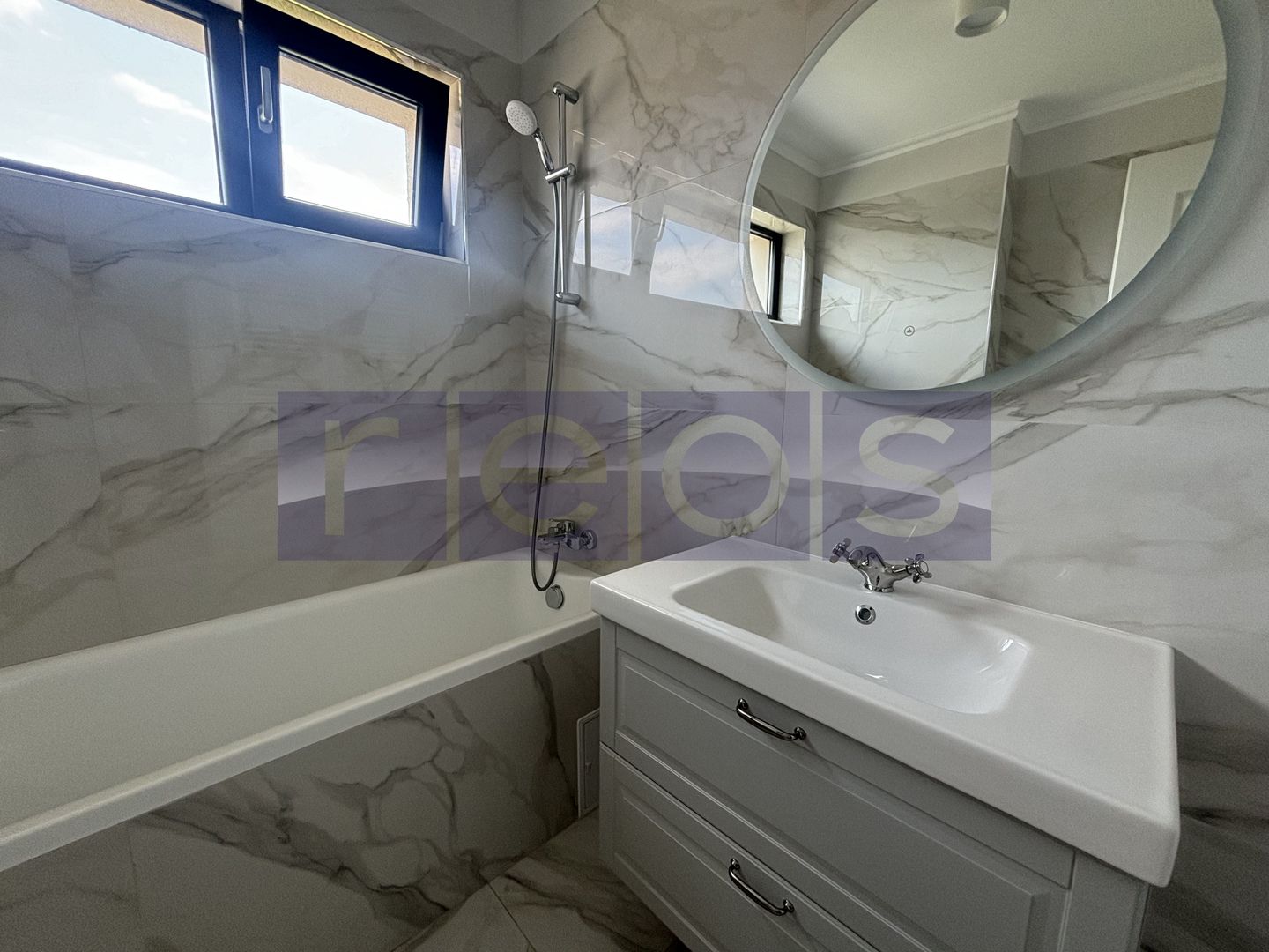VANZARE VILA SUPERBA IN OTOPENI | 5 CAMERE | TEREN 325 MP - Poză 16