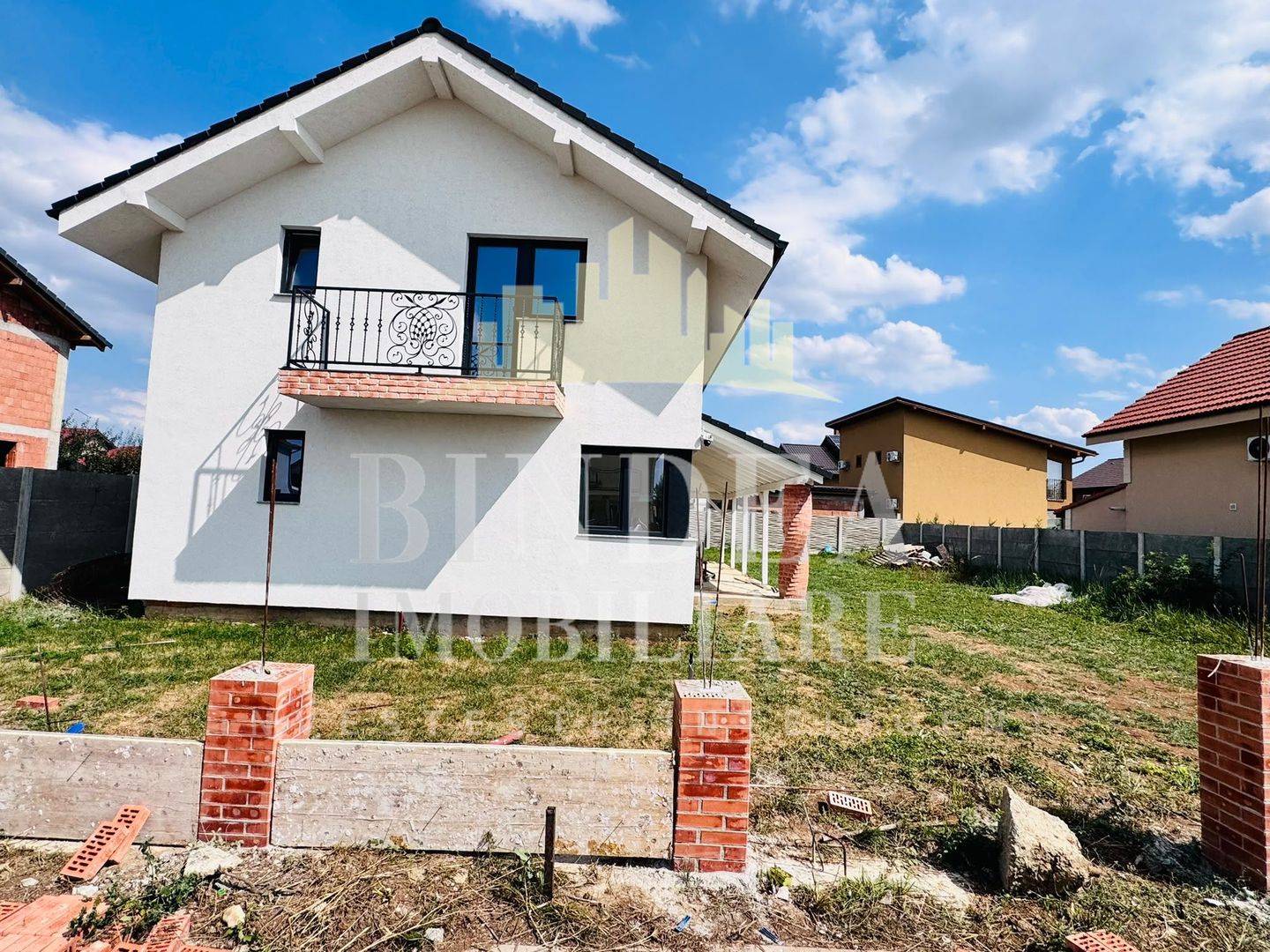 Casa individuala P+M Giarmata 584 mp 22 front, interior la alb - Poză 2