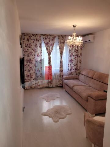 LUJERULUI -MALL PLAZA -APARTAMENT IN OGLINDA(2 INTRARI SEPARATE) - Poză 2