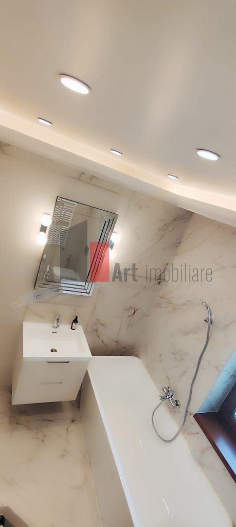 Apartament Piata Victoriei-Capitale, et.1 - Poză 2