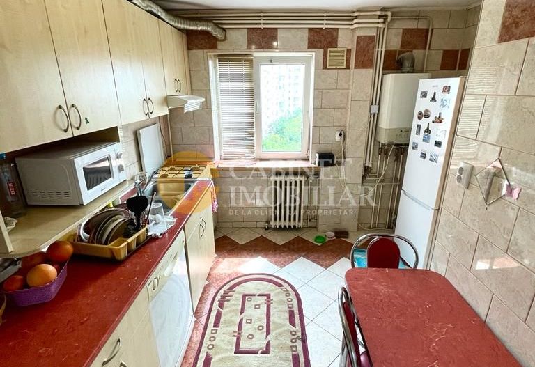 Apartament cu 3 camere - Etaj Intermediar -  Podu Ros 1001 Articole - Poză 8