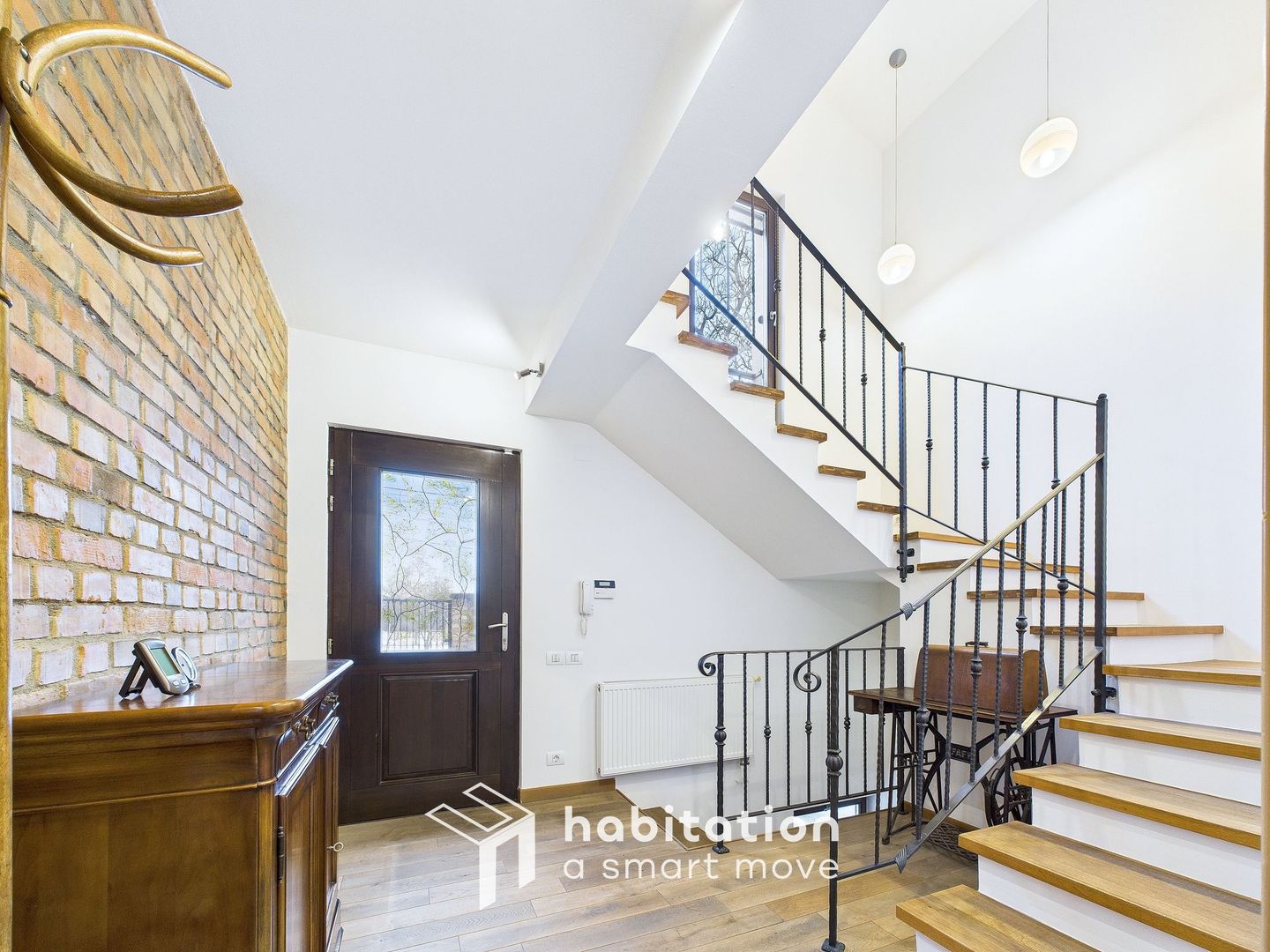 Casă de vis în Giroc – Eleganță clasică, spațiu vast și confortabil - Poză 17