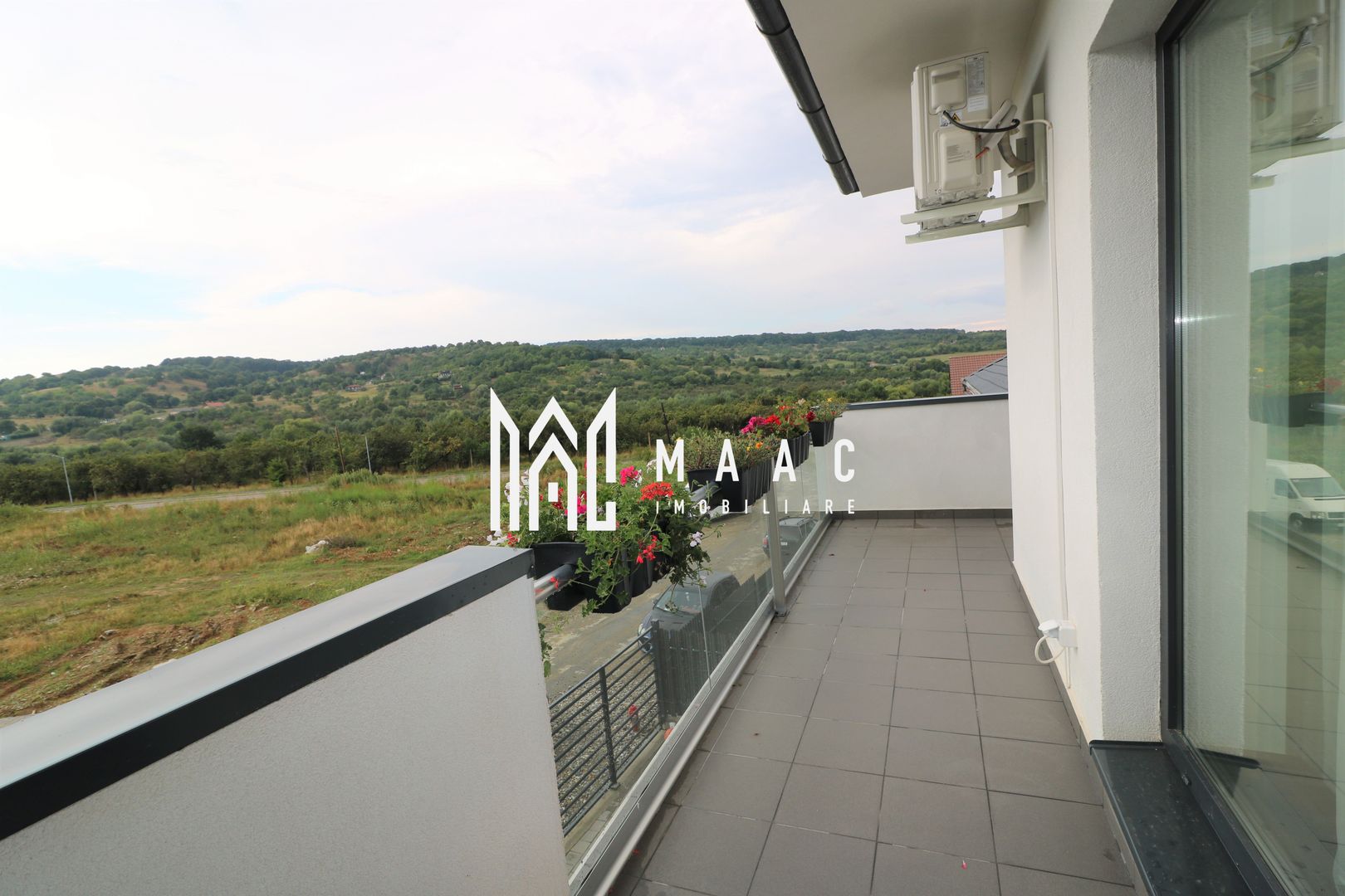 Casa tip duplex | 5 Camere | 2 Balcoane | Cisnadie - Poză 3