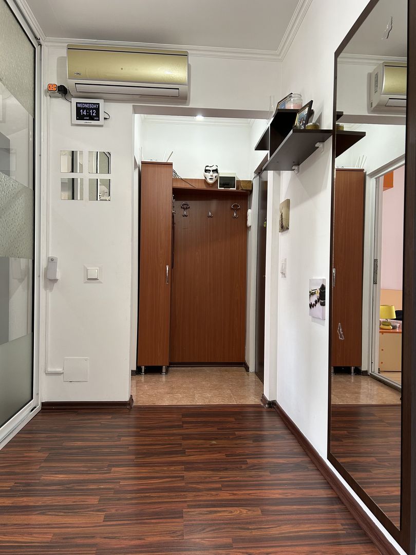 Apartament cu 3 camere Piata CET mobilat utilat modern - super pret - Poză 9