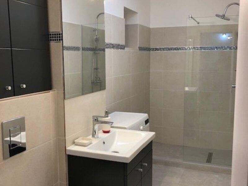 AP. 2 CAMERE- PIATA UNIRII, MOBILAT/UTILAT MODERN, METROU 7 MINUTE - Poză 10