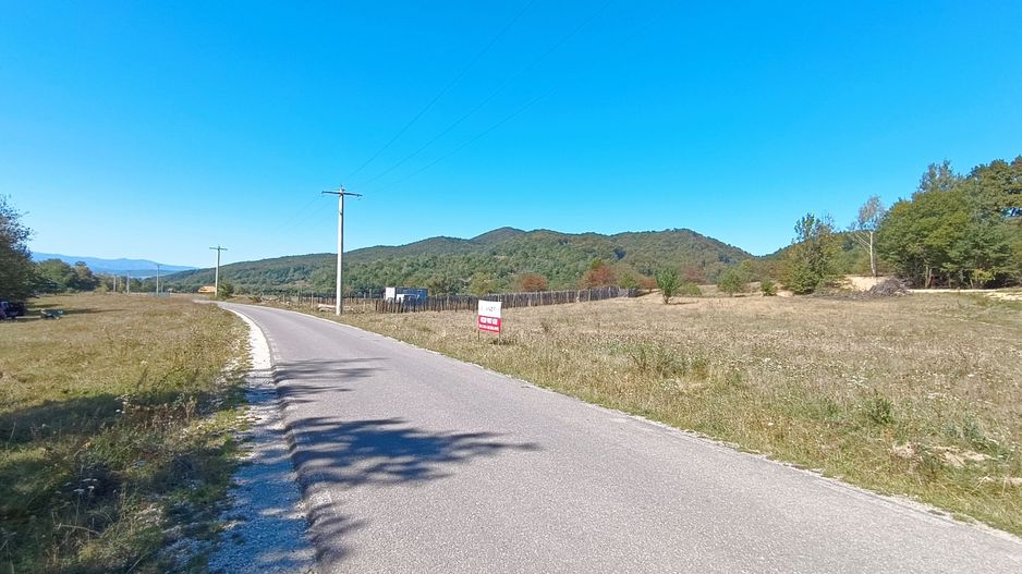 Teren intravilan in Rasnov, langa Cheile Rasnoavei - Poză 5