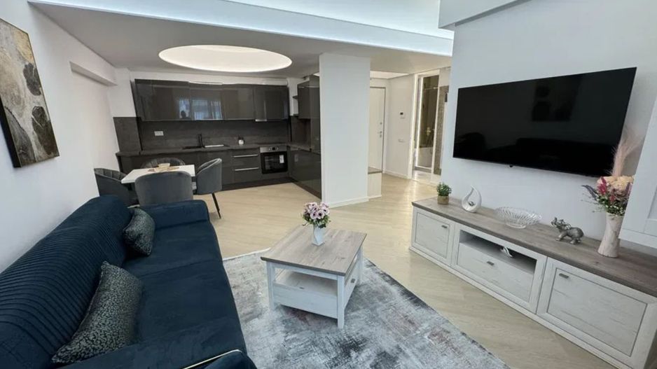 Inchiriere apartament 3 camere | Cortina North - Poză 2